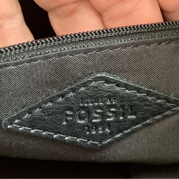 Fossil Fiona Crossbody Bag Black Zip Closure Front Back Pockets - Picture 10 of 13